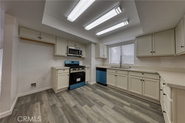 Detail Gallery Image 17 of 36 For 30001 Caddy Ln, Tehachapi,  CA 93561 - 3 Beds | 2 Baths