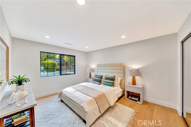 5534 Pattilar Avenue, Woodland Hills CA: https://media.crmls.org/medias/ae28a486-48e1-4e91-bd58-48e69f623653.jpg