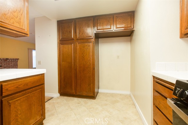 640 Juniper Way, La Habra CA: https://media.crmls.org/medias/ae2934b1-4ae1-4fb1-99a6-a91e0682aed2.jpg