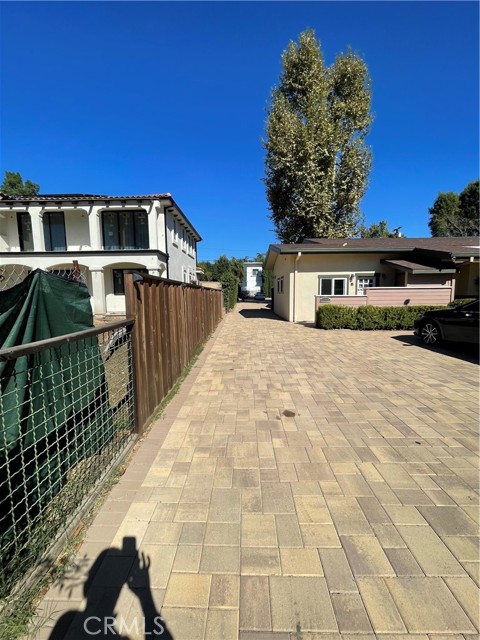 Detail Gallery Image 31 of 40 For 17183 Sunburst, –,  CA 91325 - 3 Beds | 4/1 Baths