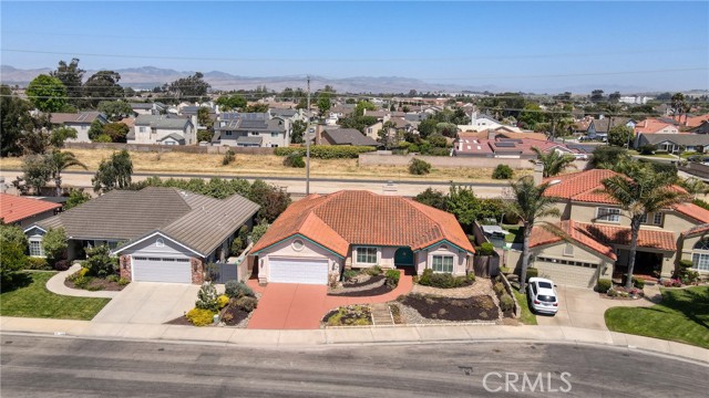 Detail Gallery Image 44 of 52 For 2436 Longdrive Ln, Santa Maria,  CA 93455 - 3 Beds | 2 Baths