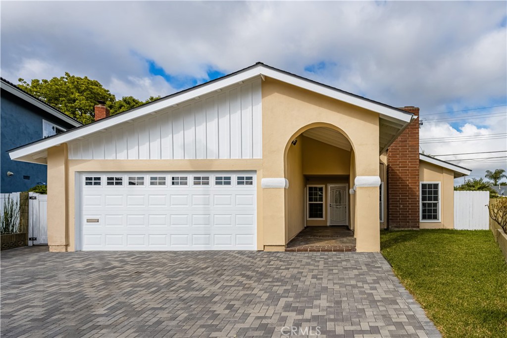 5222 Auburn Circle