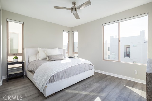 Detail Gallery Image 10 of 24 For 72 Ebb Tide Cir, Newport Beach,  CA 92663 - 3 Beds | 3/1 Baths