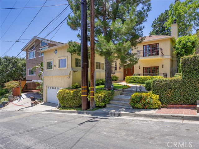 5815 Irving Avenue, La Crescenta CA: https://media.crmls.org/medias/ae2b19e4-223c-43ca-95ca-7535ff6719d7.jpg