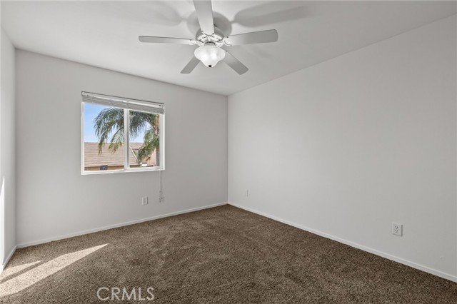Detail Gallery Image 32 of 48 For 12303 Midtowne Dr, Bakersfield,  CA 93312 - 5 Beds | 2/1 Baths