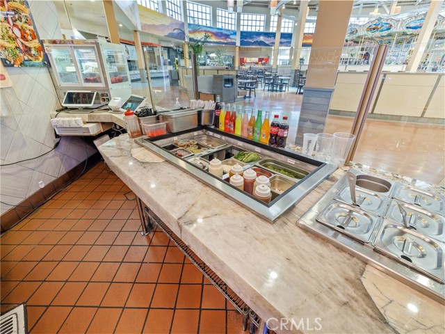 0 Manny's Reloaded, Victorville CA: https://media.crmls.org/medias/ae2d4754-2c03-4521-aca8-0148441b5024.jpg