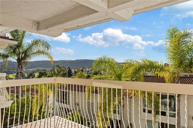 Detail Gallery Image 3 of 41 For 2315 Caringa #51,  Carlsbad,  CA 92009 - 2 Beds | 2 Baths