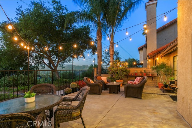 Detail Gallery Image 2 of 25 For 6000 E Ladera Ln, Anaheim Hills,  CA 92807 - 2 Beds | 2/1 Baths