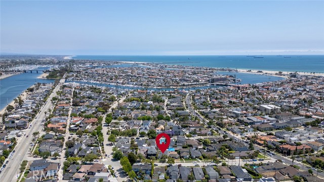 292 Covina Avenue, Long Beach CA: https://media.crmls.org/medias/ae2fd7d2-3b2c-41c6-80eb-af140776eeac.jpg