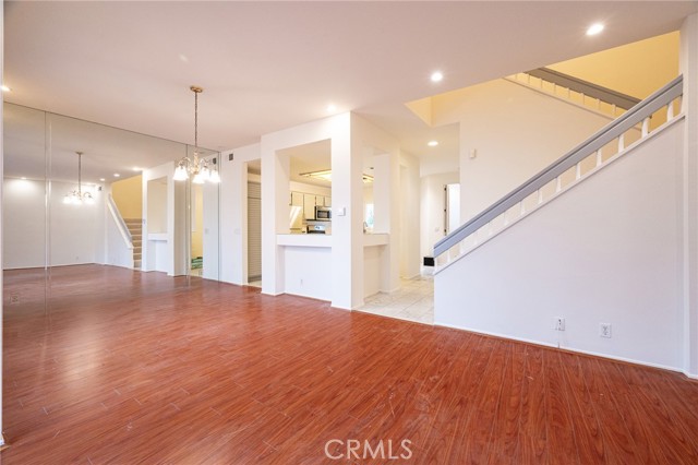 Detail Gallery Image 4 of 29 For 72 Vassar Aisle, Irvine,  CA 92612 - 3 Beds | 3 Baths