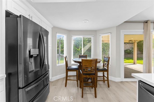 Detail Gallery Image 30 of 75 For 2488 W Summerset Dr, Rialto,  CA 92377 - 4 Beds | 3 Baths