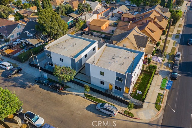 Detail Gallery Image 4 of 65 For 1348 W 41st Pl, Los Angeles,  CA 90037 - – Beds | – Baths