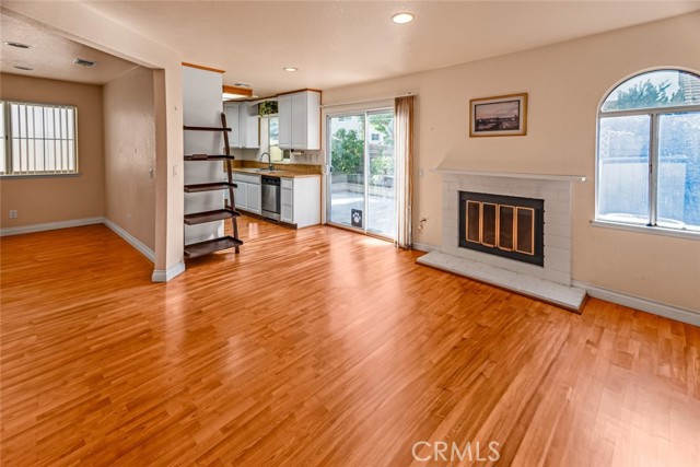 Detail Gallery Image 8 of 32 For 248 Sundance Ct, Azusa,  CA 91702 - 3 Beds | 3 Baths