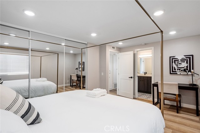 2208 The Strand, Manhattan Beach CA: https://media.crmls.org/medias/ae330431-41d0-4f4b-8a8c-b4ce6a24a80b.jpg