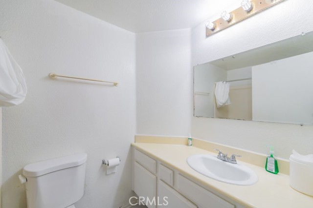 Detail Gallery Image 18 of 20 For 7 Town and Country Rd, Phillips Ranch,  CA 91766 - 2 Beds | 2 Baths