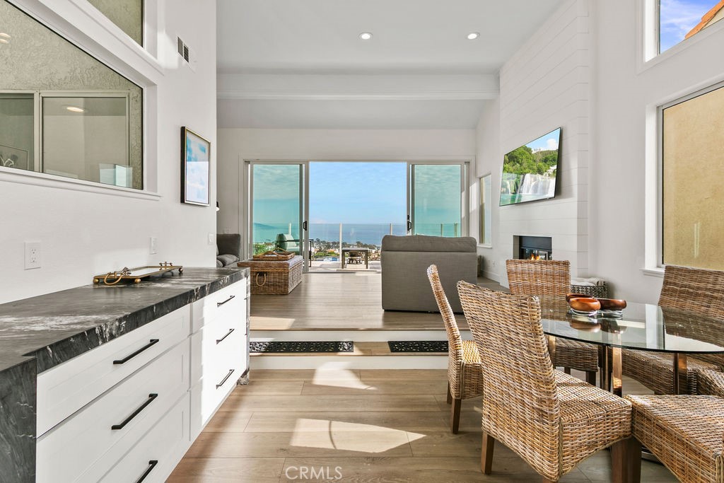 Ae33f236 Eac4 45c0 8a4a 9983c1aaaf8f