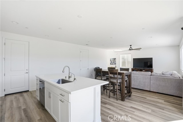 Detail Gallery Image 18 of 68 For 1172 Ginger Pl, Santa Maria,  CA 93455 - 3 Beds | 2/1 Baths