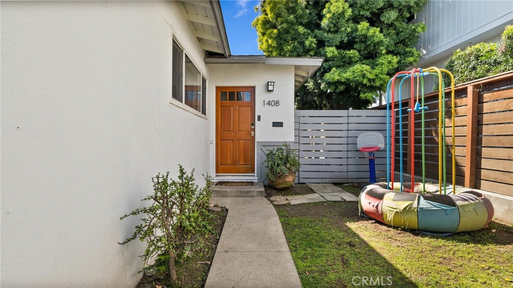 MLS #PW25065600 img 1