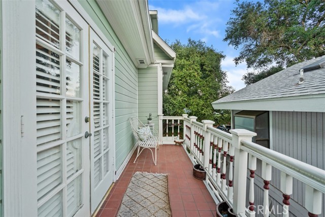 315 Old Ranch Road, Sierra Madre CA: https://media.crmls.org/medias/ae3767ab-1377-42ba-b80a-fb9ea1ed66a3.jpg
