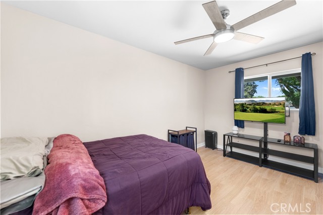 4620 East Charlton Avenue, Hemet CA: https://media.crmls.org/medias/ae37746a-fcaa-48b9-b0e4-5d1f593f2157.jpg