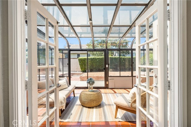 4052 Escudero, Irvine CA: https://media.crmls.org/medias/ae37ae0e-cf3c-4200-affb-c7850fa1d68b.jpg