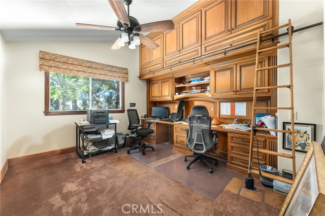 1632 Country Club Drive, Redlands CA: https://media.crmls.org/medias/ae37b0d4-912c-4f15-9087-b7a6f481a470.jpg