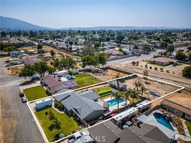 Detail Gallery Image 42 of 48 For 2399 Three Bar Ln, Norco,  CA 92860 - 3 Beds | 2 Baths