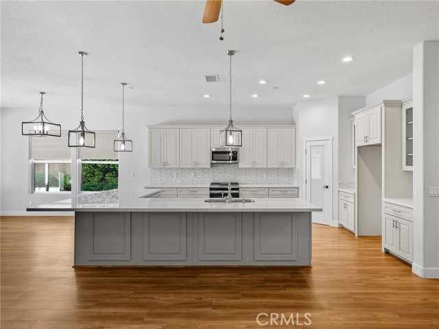 17795 Sunburst Road, Victorville CA: https://media.crmls.org/medias/ae38c5a8-bbdb-433a-a93c-875b55acd058.jpg