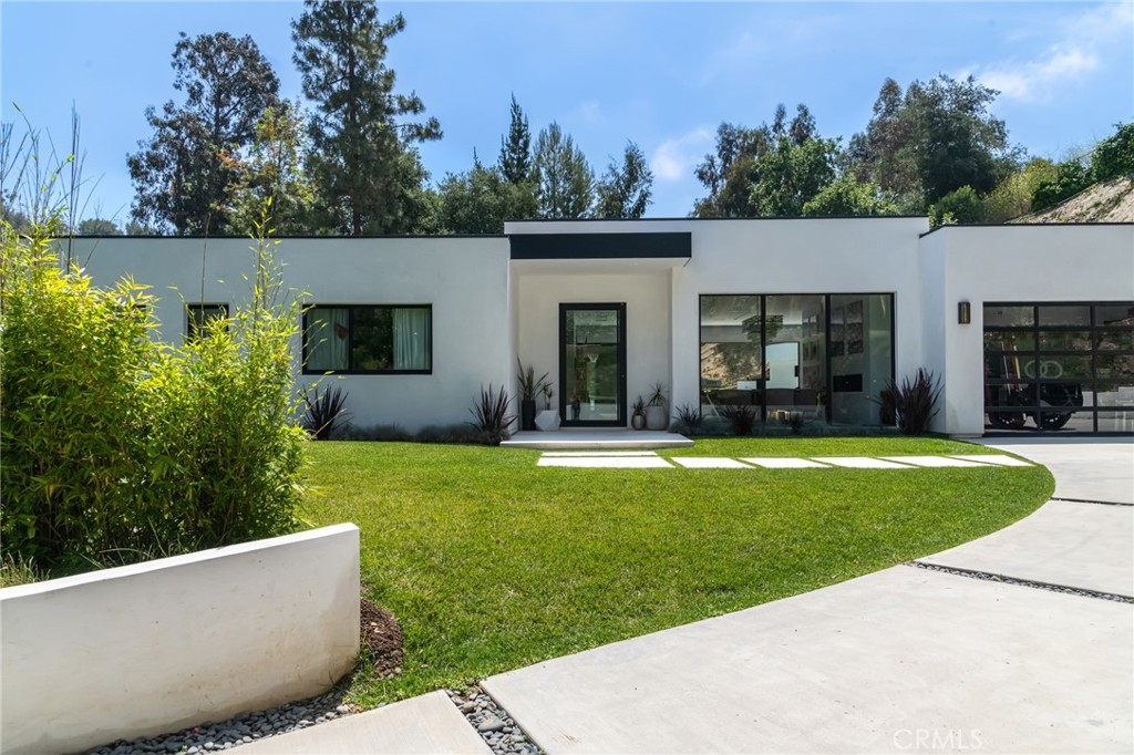 9924 Liebe Drive