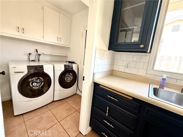 4065 Mount Everest Boulevard, San Diego CA: https://media.crmls.org/medias/ae393c7a-2c3a-4acc-9330-8c68d925b3e3.jpg