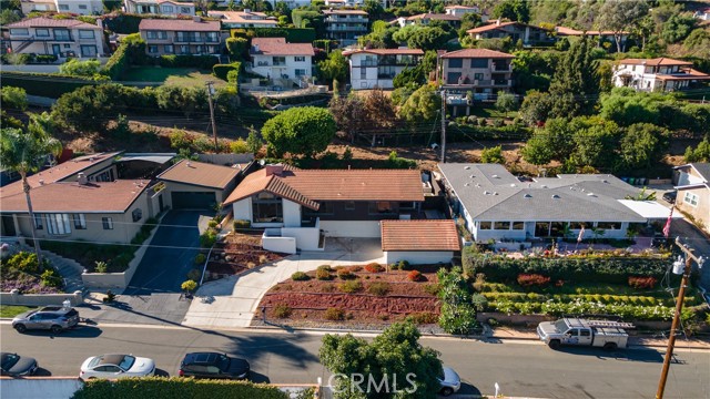 30237 Kingsridge Drive, Rancho Palos Verdes, California 90275, 3 Bedrooms Bedrooms, ,2 BathroomsBathrooms,Residential,For Sale,Kingsridge,SB24220696