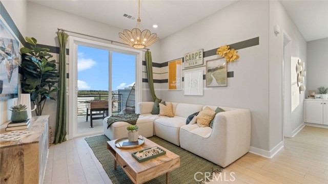 Detail Gallery Image 12 of 28 For 27225 Cranmore Way #201,  Valencia,  CA 91355 - 3 Beds | 2/1 Baths