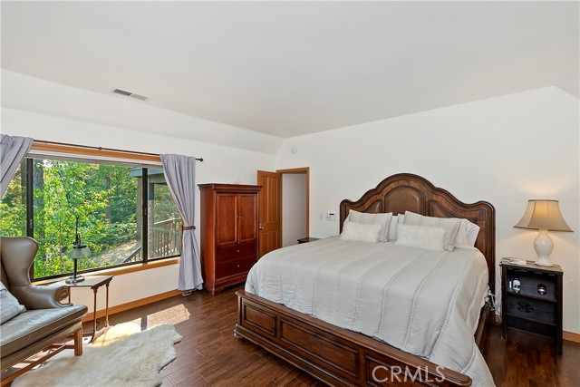 Detail Gallery Image 25 of 53 For 27336 Alpen Dr, Lake Arrowhead,  CA 92352 - 4 Beds | 4/1 Baths