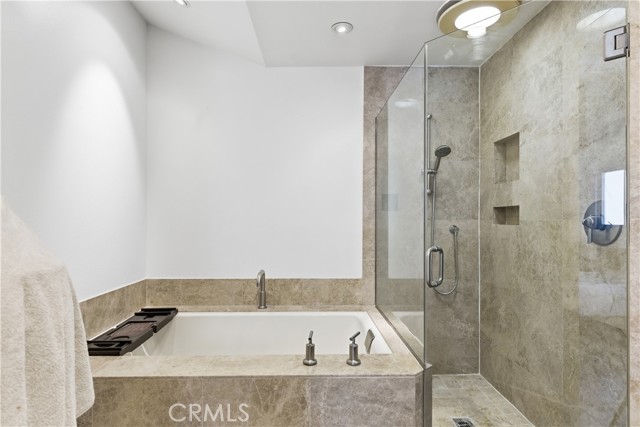 Image 16 of 33 For 14 Dry Creek