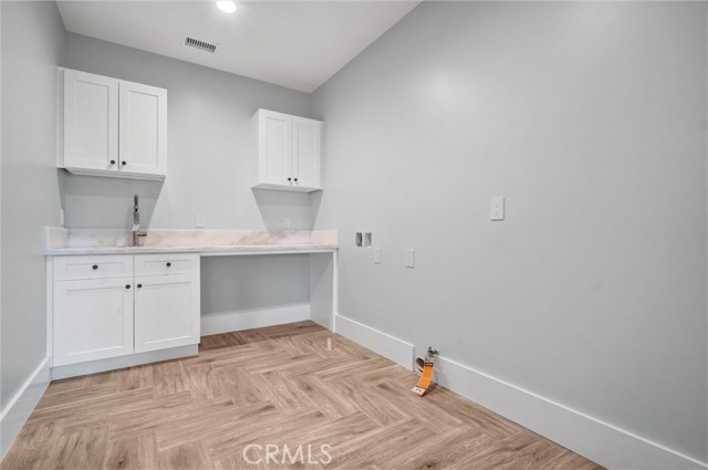 Detail Gallery Image 45 of 69 For 3312 Kenilworth Dr, Rossmoor,  CA 90720 - 6 Beds | 7 Baths