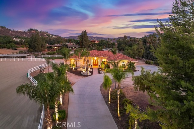 14161 Scenic View Road, Perris CA: https://media.crmls.org/medias/ae3e3f97-e74f-463a-b1f8-4149407bc2f7.jpg