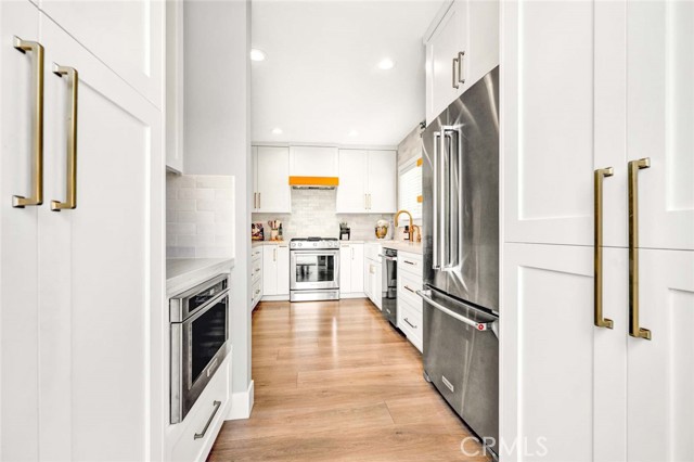 Detail Gallery Image 9 of 26 For 677 N Clinton St, Orange,  CA 92867 - 3 Beds | 2 Baths