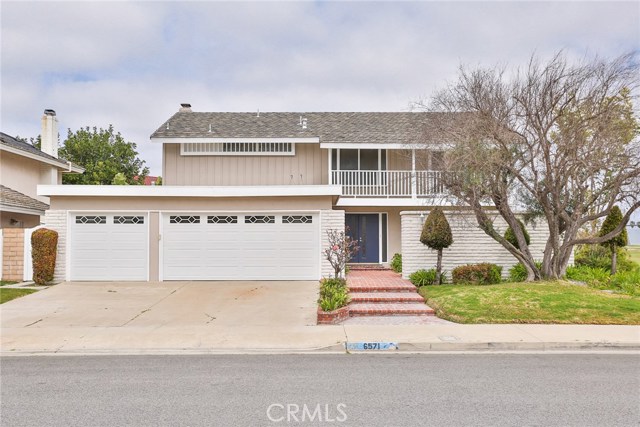 6571 Jardines Dr, Huntington Beach, CA 92647