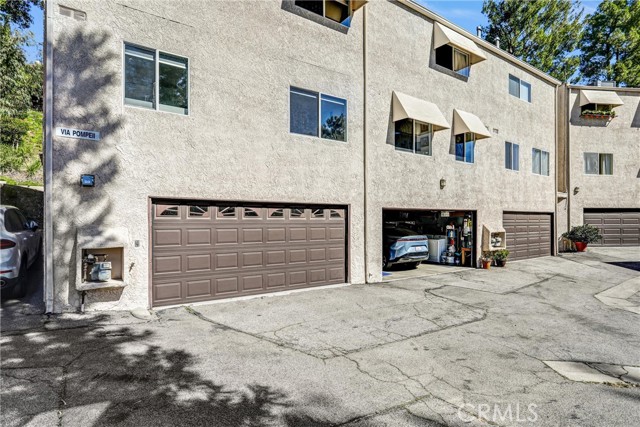 Detail Gallery Image 26 of 37 For 8038 via Pompeii, Burbank,  CA 91504 - 3 Beds | 3 Baths