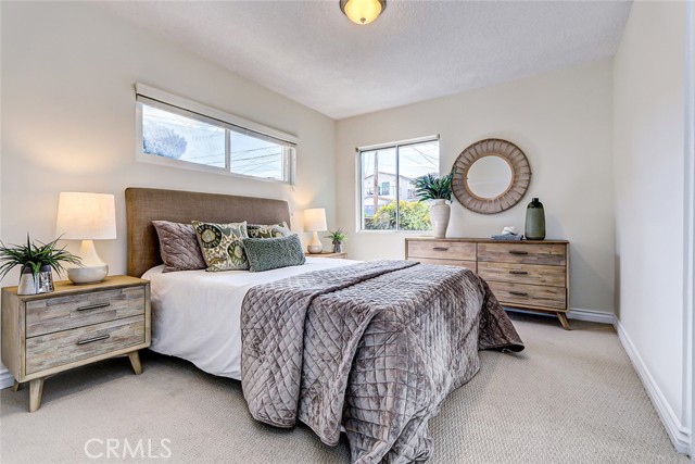 Detail Gallery Image 24 of 41 For 1725 Van Horne Ln, Redondo Beach,  CA 90278 - 4 Beds | 2/1 Baths