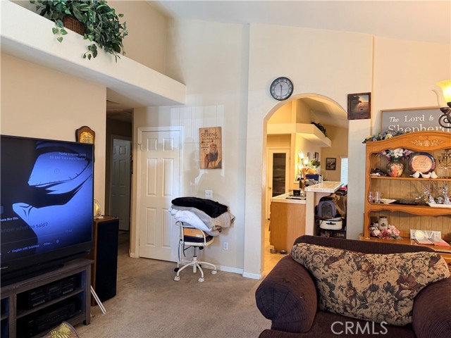Detail Gallery Image 7 of 19 For 13640 Summit View St, Hesperia,  CA 92344 - 3 Beds | 2 Baths