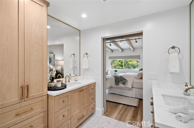 362 Vista Madera, Newport Beach CA: https://media.crmls.org/medias/ae3f3e32-68dc-4646-b0f2-6857eaaf077a.jpg