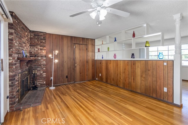 Detail Gallery Image 6 of 24 For 11543 Swinton, Granada Hills,  CA 91344 - 3 Beds | 2 Baths