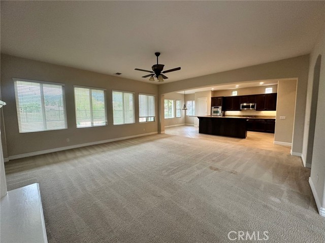 Detail Gallery Image 5 of 12 For 8231 Soft Winds Dr, Corona,  CA 92883 - 5 Beds | 5 Baths