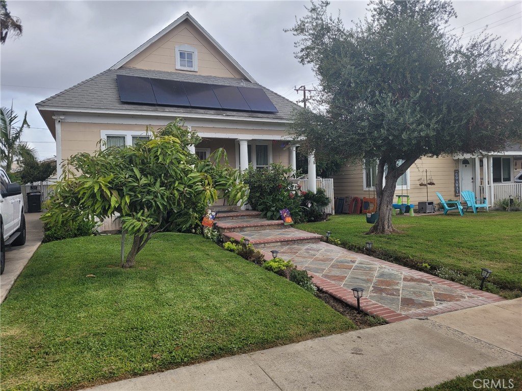 1817 S Van Ness