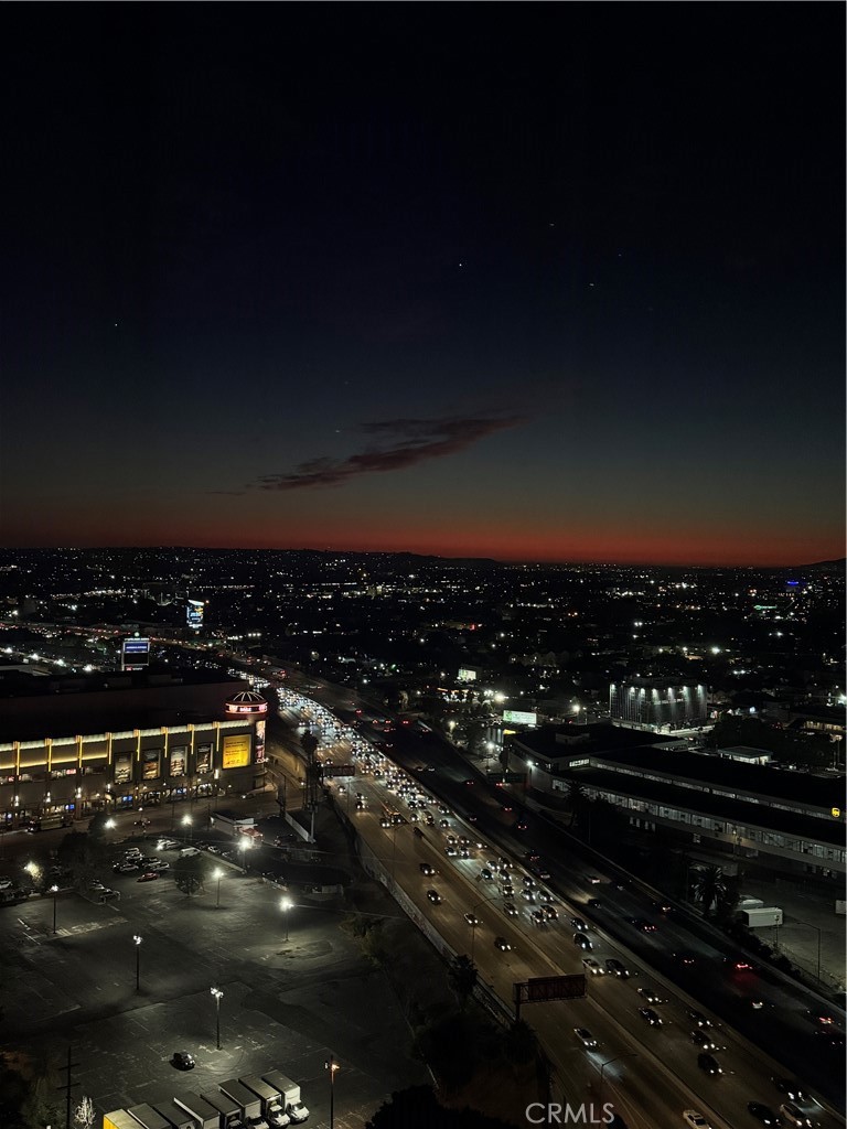 https://media.crmls.org/medias/ae424328-6b0e-433a-9220-f00446fafa65.jpg?preset=X-Large