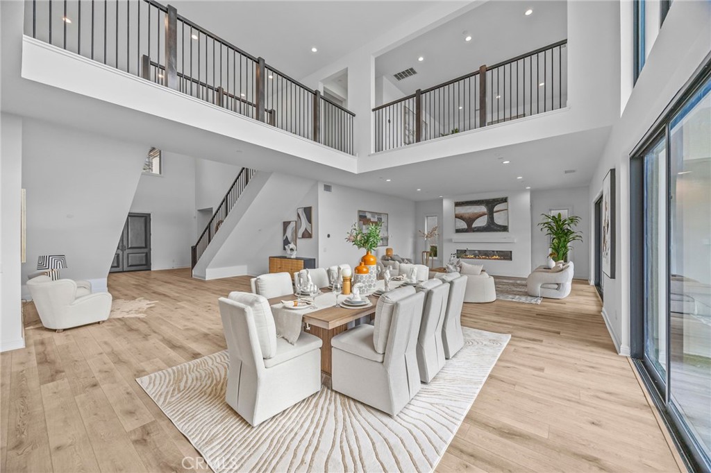 MLS #OC25254359 image #10