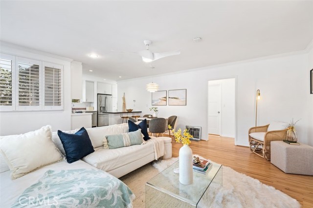 1344 Marine Avenue, Manhattan Beach, California 90266, 3 Bedrooms Bedrooms, ,1 BathroomBathrooms,Residential,Sold,Marine,SB21218449