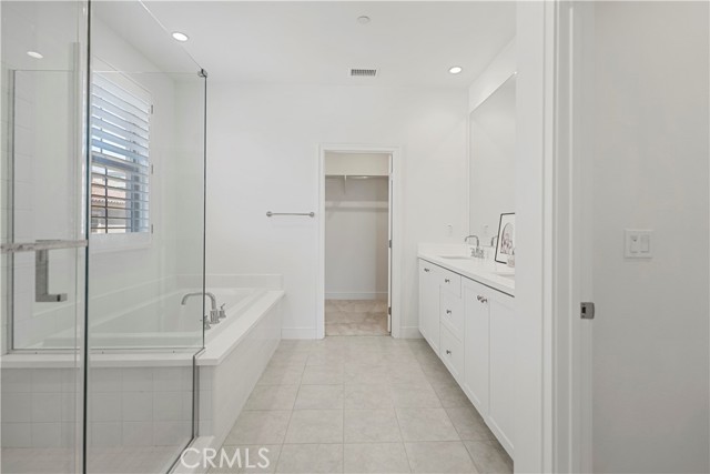 Detail Gallery Image 22 of 46 For 195 Plum Lily, Irvine,  CA 92618 - 3 Beds | 2/1 Baths