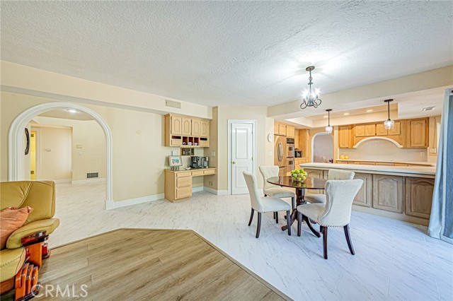 Detail Gallery Image 18 of 75 For 1737 Gainsborough Rd, San Dimas,  CA 91773 - 4 Beds | 3/1 Baths